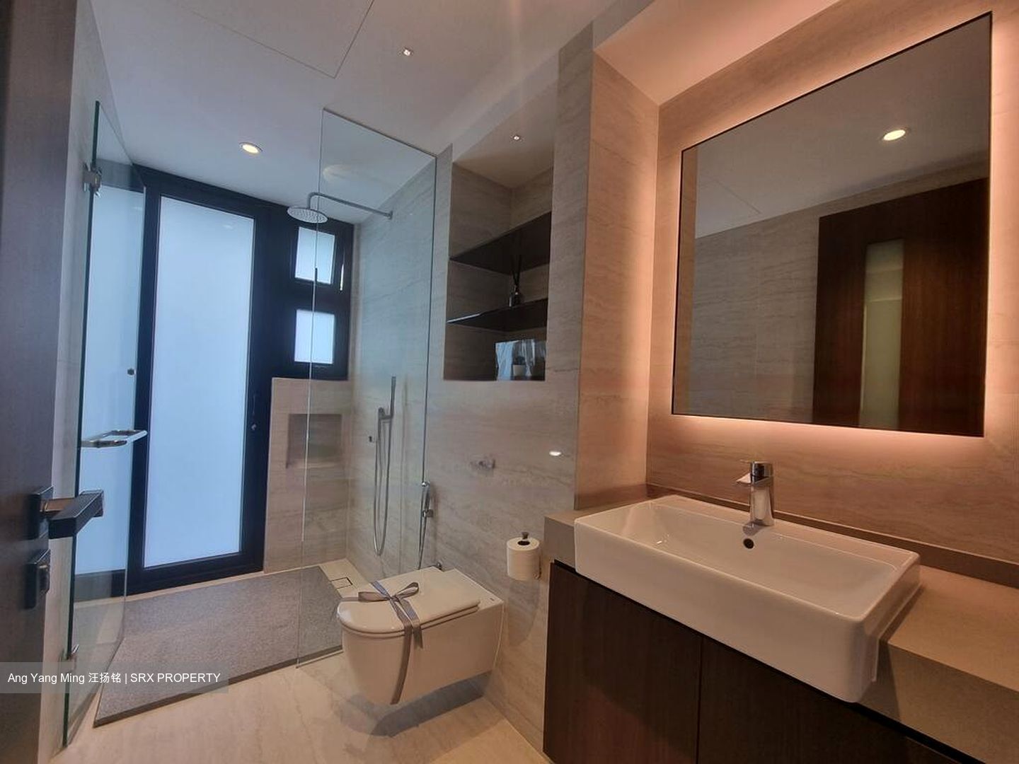 Bedok Lane (D16), Detached #458607551